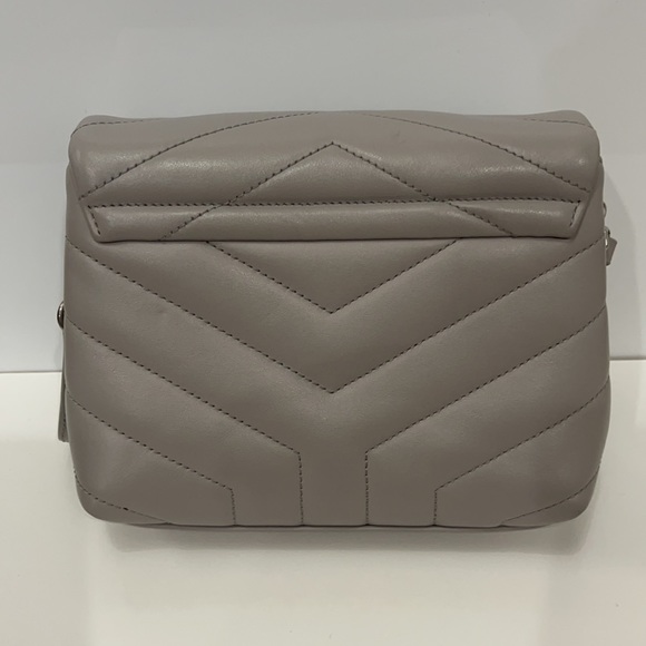 YSL LOULOU TOY BAG IN MATELASSÉ "Y" LEATHER - Picture 2 of 10